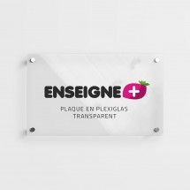 Lettrage sur plaque en plexiglas transparent